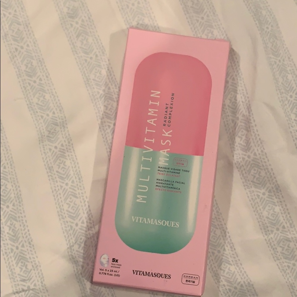 Multivitamin masks